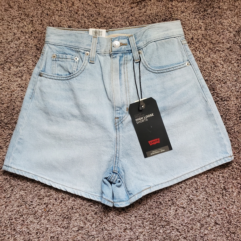 Levis Big E high Loose shorts size 25 New